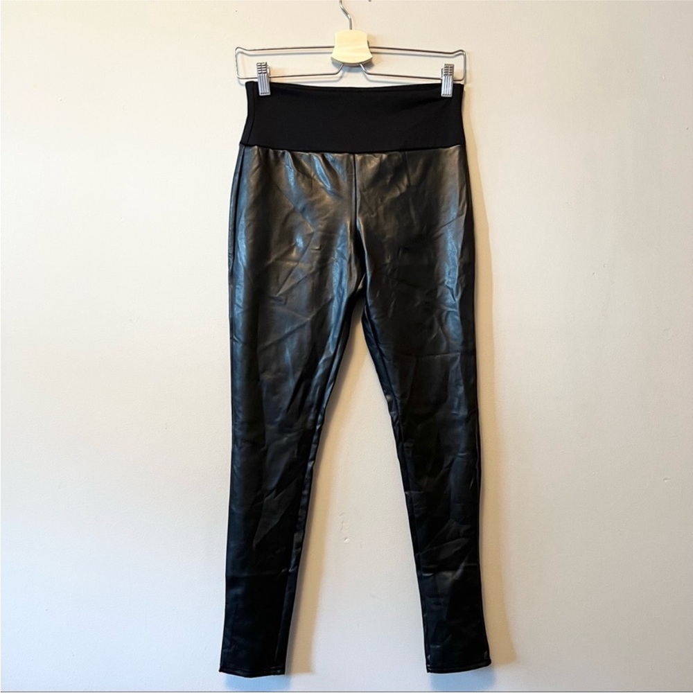 ASSETS by SPANX | Vegan leather leggings black MEDIUM - Picture 2 of 7